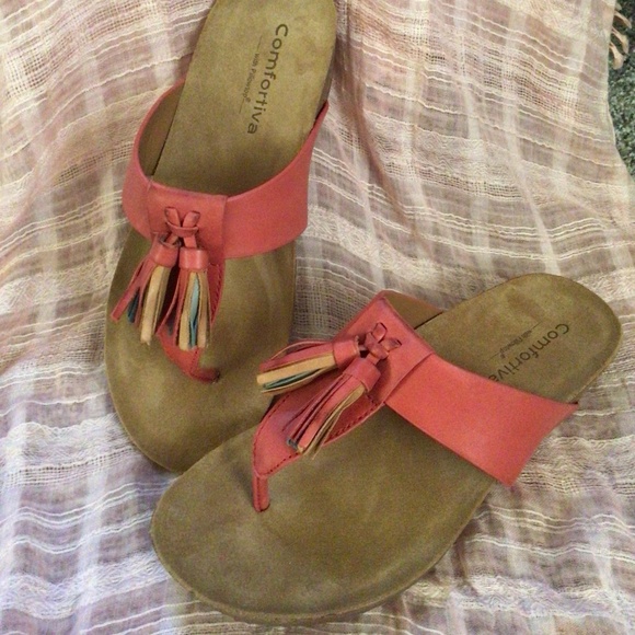 Comfortiva Gella Sandals 6.5 Wide NEW IN BOX - Picture 1 of 9